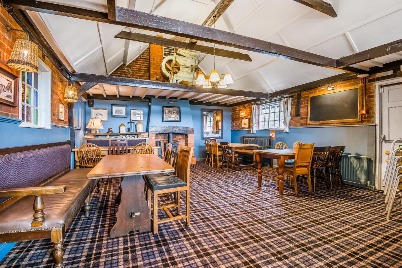 Bed and Breakfast The Walhampton Arms Lymington Exterior foto