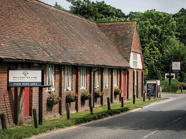 Bed and Breakfast The Walhampton Arms Lymington Exterior foto